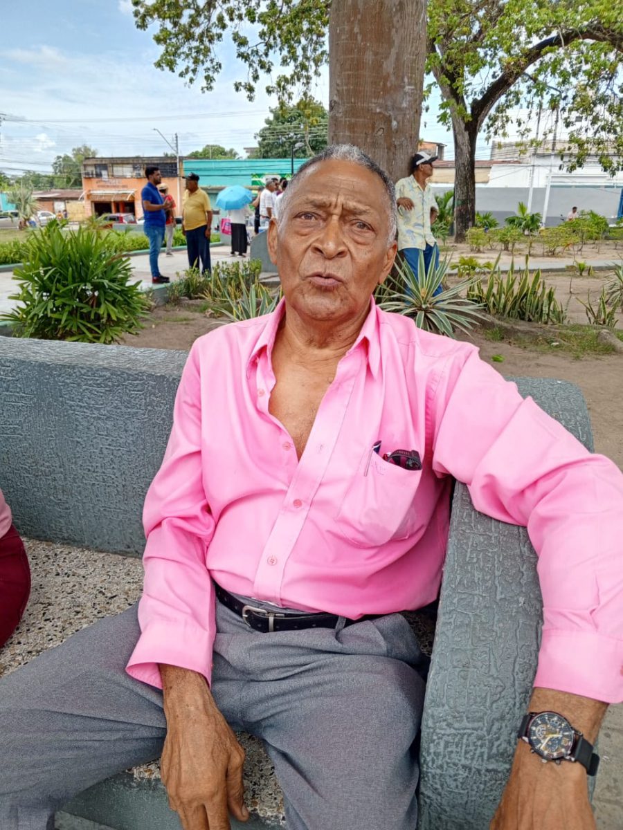 Trabajadores se mostraron inconformes con anuncio de ajuste salarial 2 trabajadores se mostraron inconformes con anuncio de ajuste salarial laverdaddemonagas.com trabajador1 1