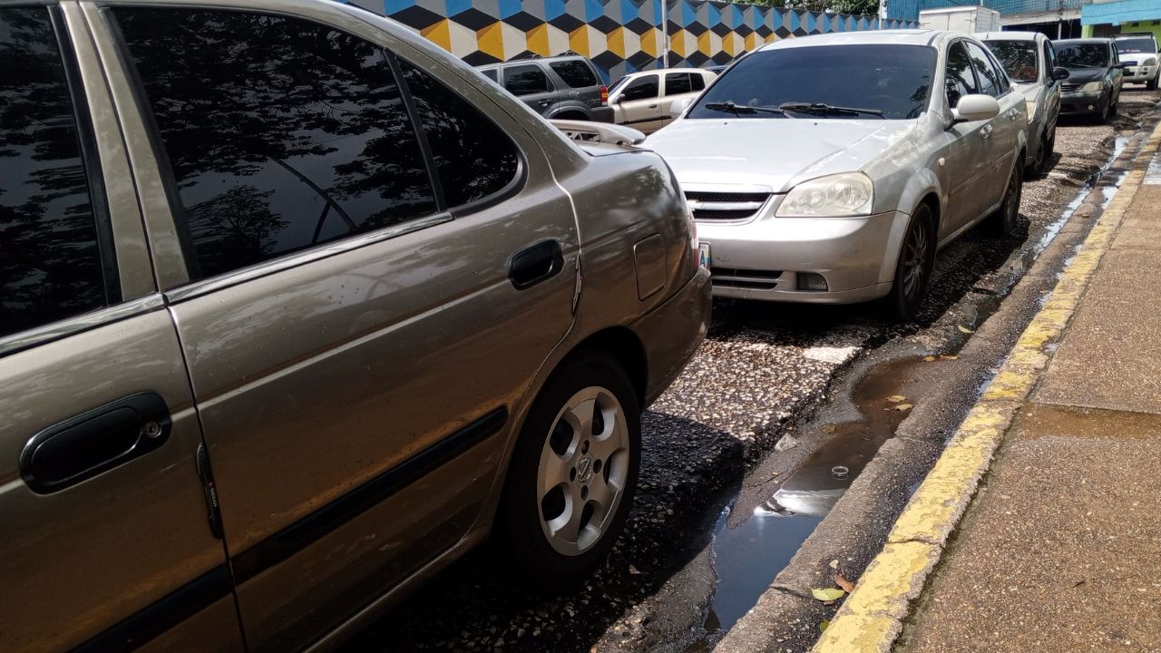 Líneas ejecutivas piden eliminar a "piratas"