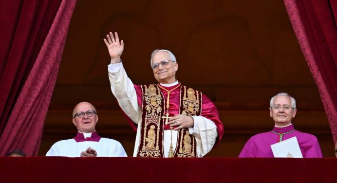 Trump celebra el papado de León XIV como el primer papa estadounidense