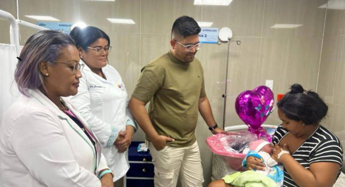 Una niña fue la primera bebé nacida en el hospital de Aguasay