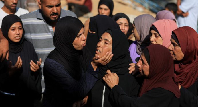 ¡Sin piedad! Tanques israelíes dispararon contra 59 personas en Gaza