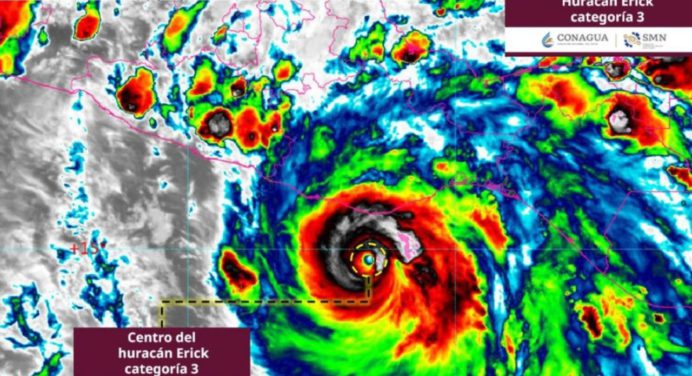 Huracán Erick llegó a Oaxaca, México con categoría tres