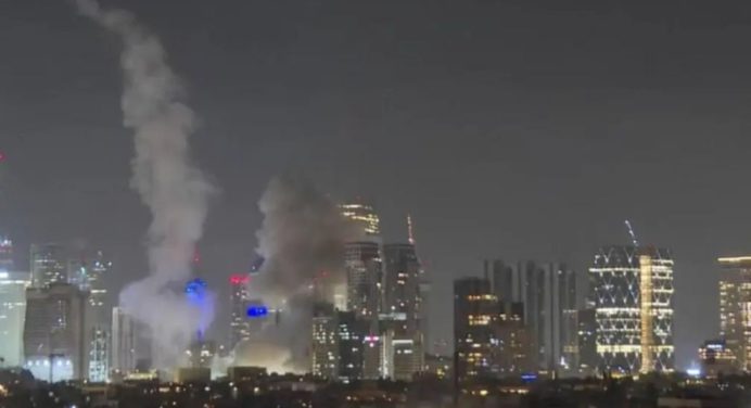 Irán lanza otra ráfaga de misiles balísticos hacia Israel