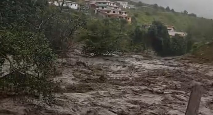 Puentes de guerra: Solución inmediata para restablecer el tránsito en la región andina