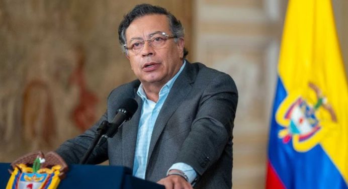 Conflicto político: Gustavo Petro acusa a Álvaro Leyva de venganza desmedida