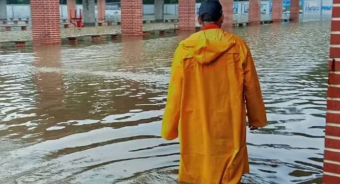 En Portuguesa: Autoridades responden a las inundaciones por lluvias intensas