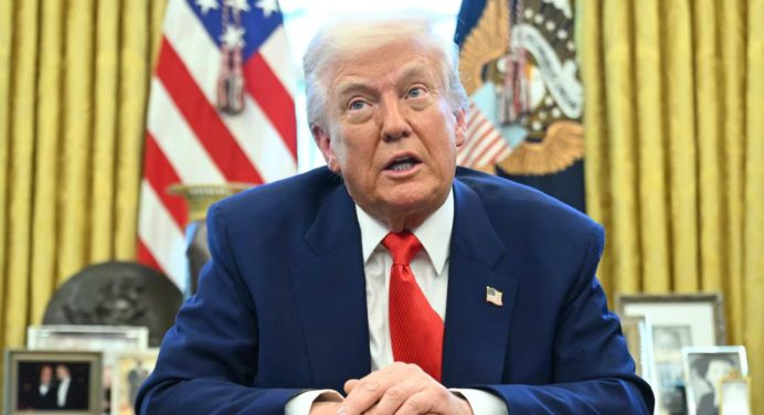 Trump: Todo el mundo debería evacuar Teherán inmediatamente