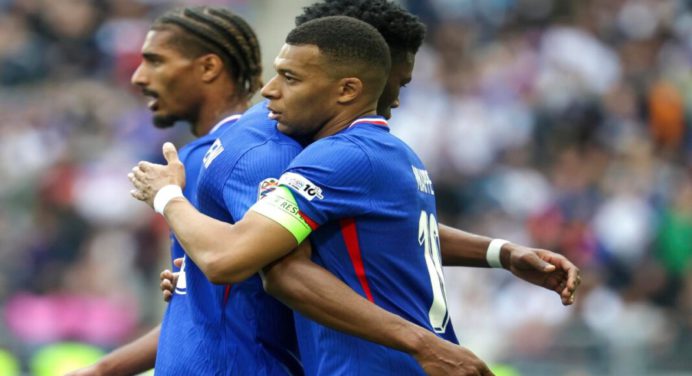 Mbappé le dio a Francia el tercer lugar de la Nations League