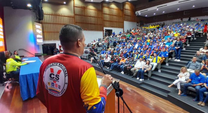 Unetrans graduó a 200 operadores de transporte en Monagas