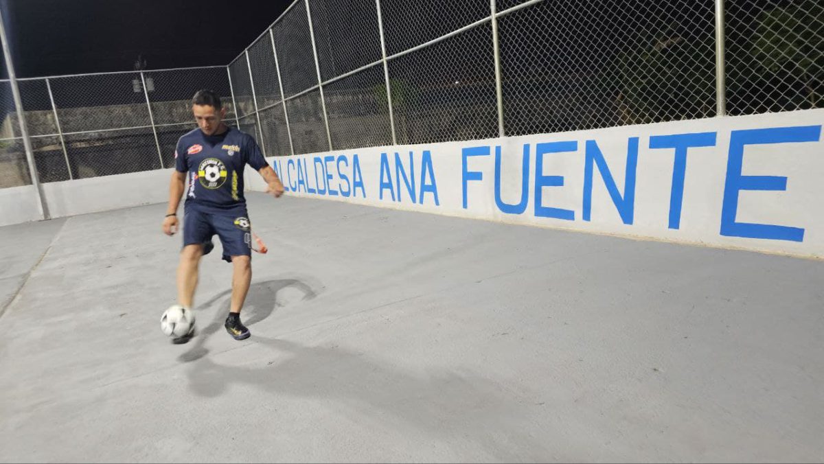 Ana Fuentes reinauguró cancha de usos múltiples en Bello Campo 3 cancha3
