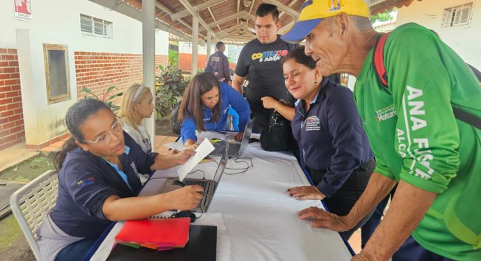 Más de 300 trabajadores de las comunas atendidos con jornada de salud integral