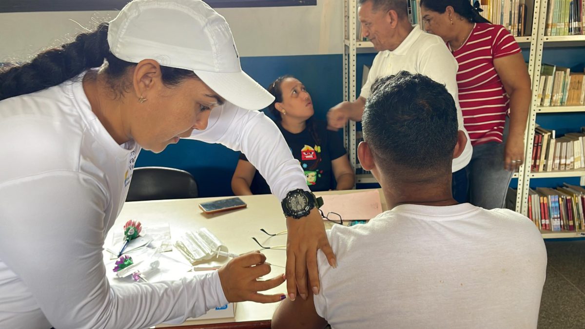 Gran Misión "Viva Venezuela" beneficia con jornada de salud a más de 200 cultores 4 cultores4