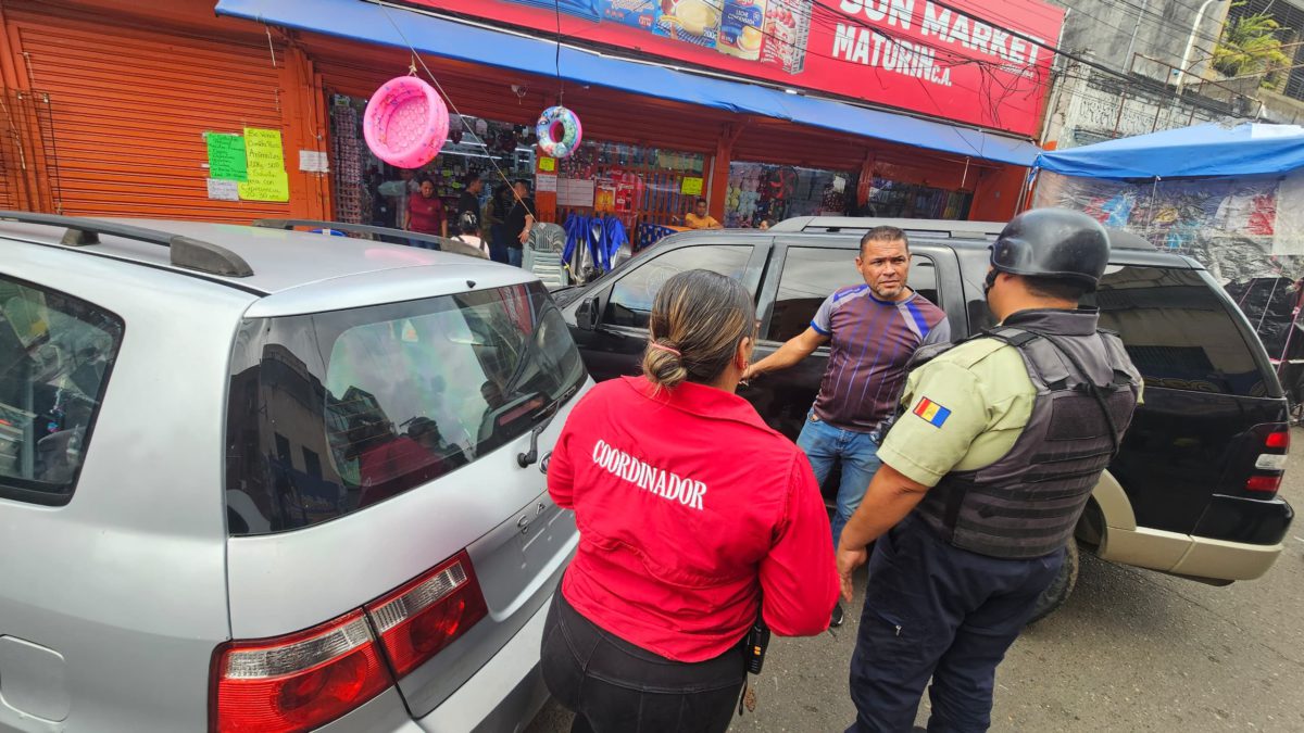 Orientan flujo vehicular en el centro de Maturín 3 fiscales 3