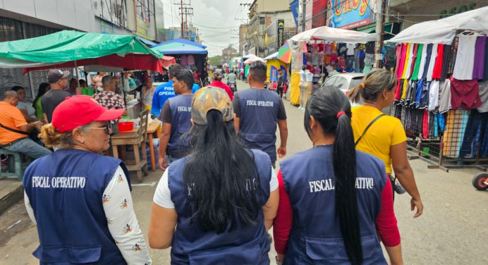 Orientan flujo vehicular en el centro de Maturín