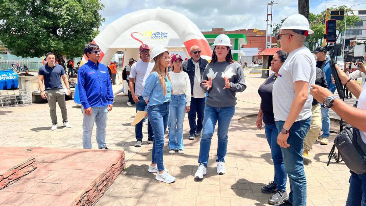 Inician trabajos de rehabilitación de la Plaza 7 4 plaza4