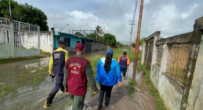 Atienden a sectores afectados por la Onda Tropical Nº 8 en Maturín