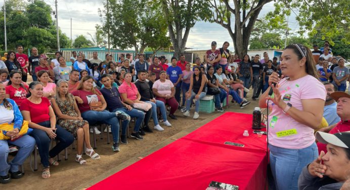 Gobernación y Alcaldía de Piar evalúan trabajos del Poder Popular en Taguaya