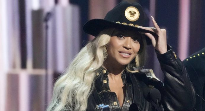 Roban discos duros con música inédita de Beyoncé