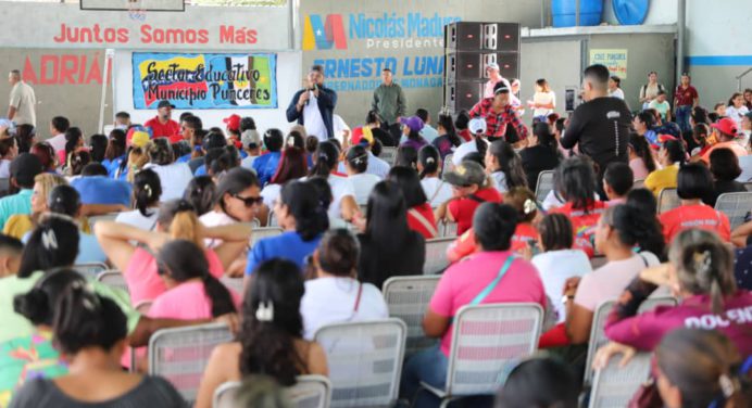 Gobernador Luna reitera su compromiso con el sector educativo de Punceres