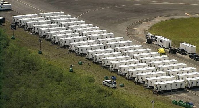 Sheinbaum aboga por los derechos de los migrantes ante apertura de Alligator Alcatraz