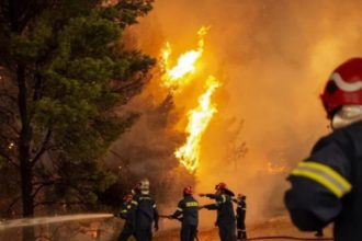 Incendio en el Sur de Grecia