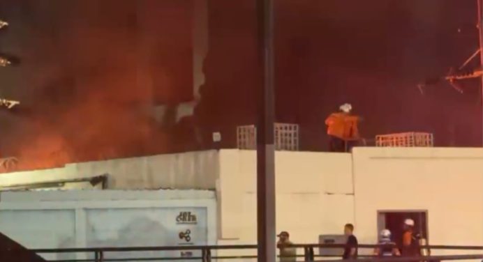 Incendio en la subestación El Rosal en Chacao dejó sin electricidad a varios sectores