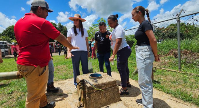 Alcaldesa Ana Fuentes rehabilitó seis pozos de agua en Jusepín