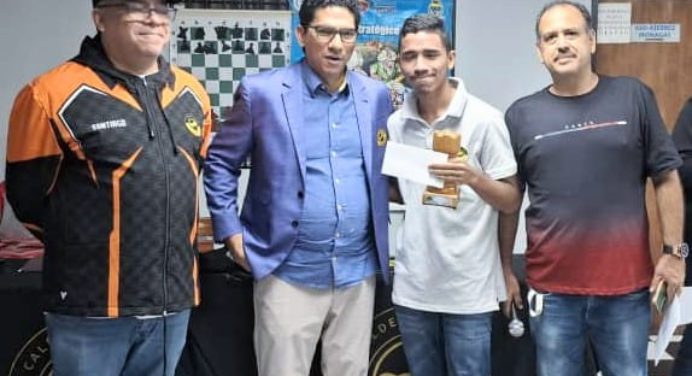 Realizan torneo aniversario de la fundación «Tu ajedrez» en Maturín