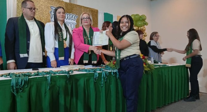 ​Más de 14 mil 373 estudiantes se gradúan como bachilleres en Monagas