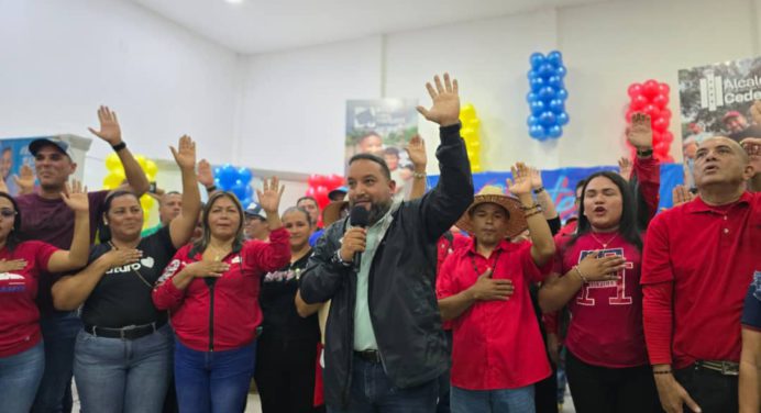 Candidato Daniel Monteverde juramenta comando de campaña en Cedeño