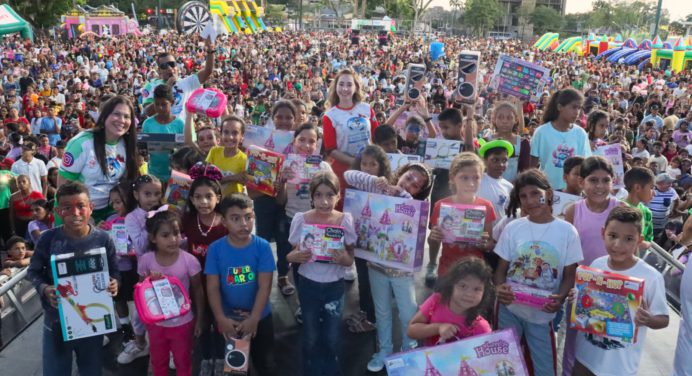 Gobierno de Monagas regala un día del Niño lleno de sorpresas a ocho mil pequeños