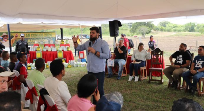 Foncredemo impulsa producción agrícola con créditos en efectivo y en herramientas