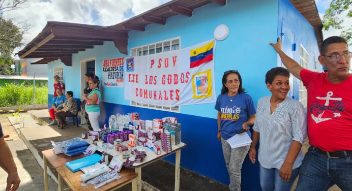 Alcaldesa dota con medicamentos el CPT3 Adriana Rengel I de Los Godos