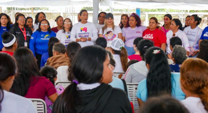 Gran Misión Venezuela Mujer benefició a 300 féminas en la parroquia Las Cocuizas‎