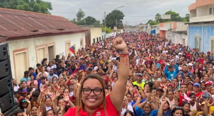 Roselis León agradeció al pueblo de Santa Bárbara por su victoria