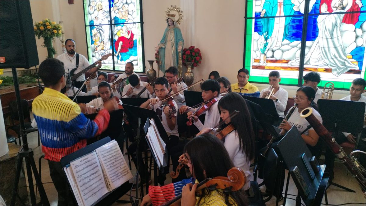 222 años de fundación celebra parroquia Santo Domingo de Guzmán en Caicara 4 Caicara4