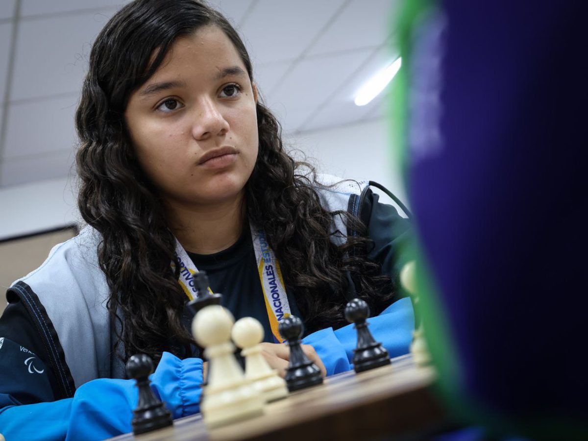 Karate do y pesas de Monagas se unen a la fiesta del deporte estudiantil 3 JUEGOS3