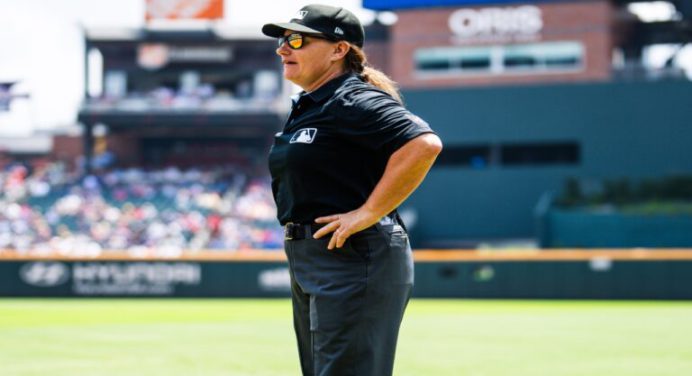 Jen Pawol marcó un hito en las Grandes Ligas