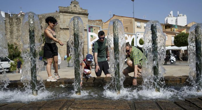 Ola de calor en España: Temperaturas superan los 40 grados