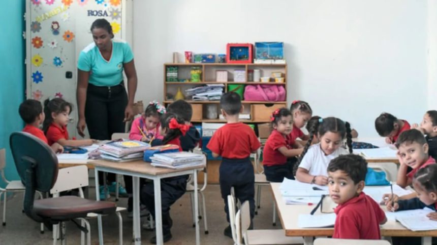 Unas 1415 escuelas fueron rehabilitadas en el año escolar 2024-2025 1 año escolar