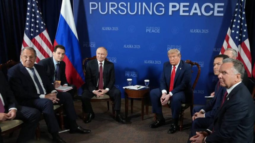 Inició la reunión Trump - Putin en Alaska 1 Trump Putin