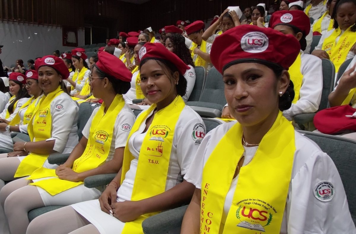 Universidad de la Salud otorga 445 títulos en Monagas 2 UCS2