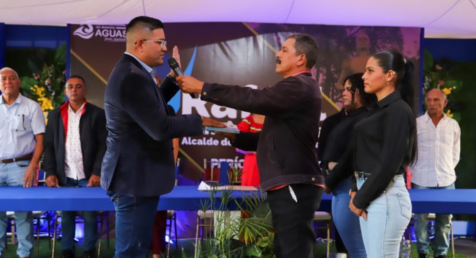 Rafael Sánchez Mérida juramentado como alcalde del municipio Aguasay