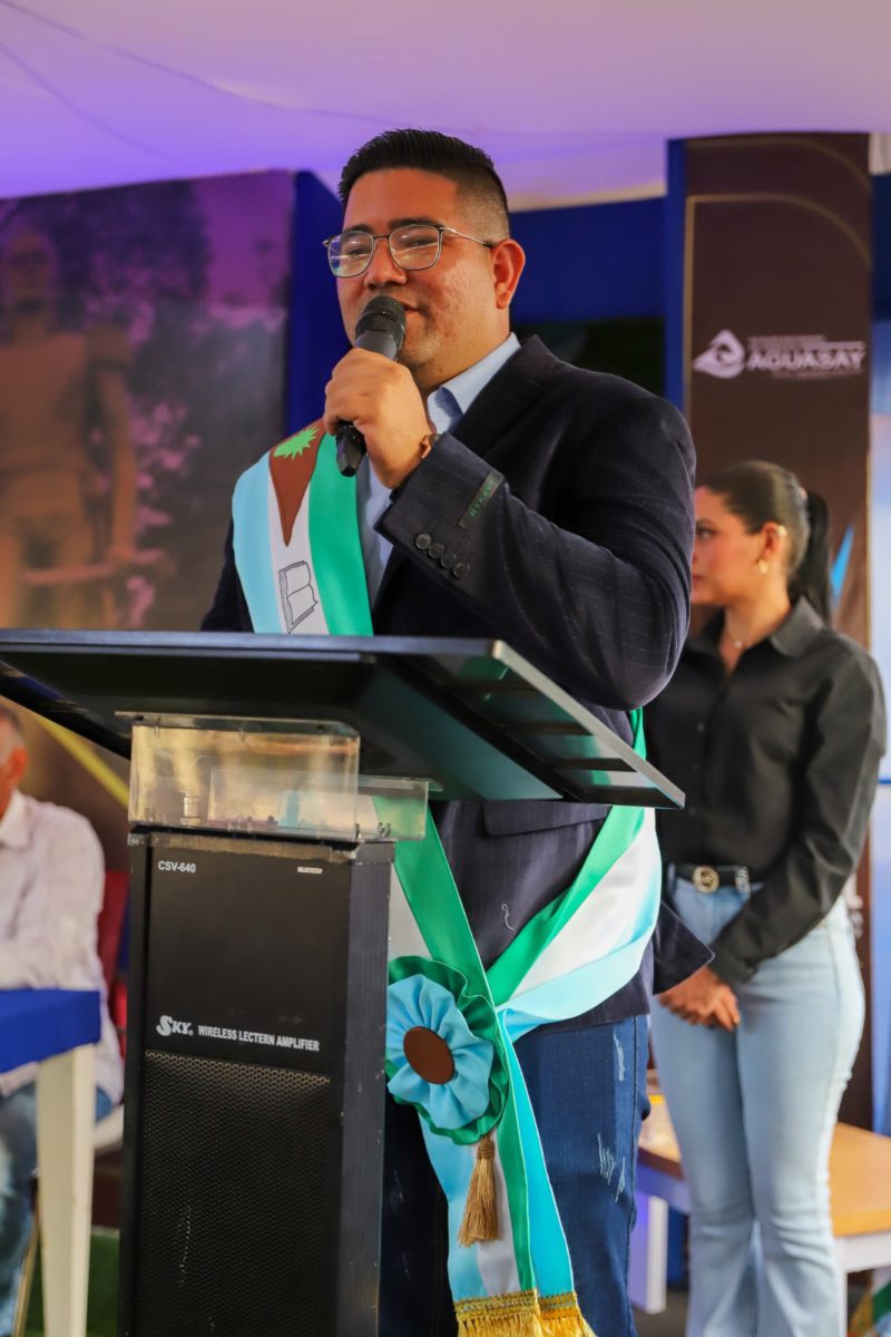 Rafael Sánchez Mérida juramentado como alcalde del municipio Aguasay 4 aguasay4