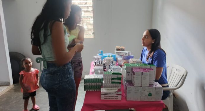 Más de 300 familias de Brisas de Morichal favorecidas con jornada de “Amor en acción”