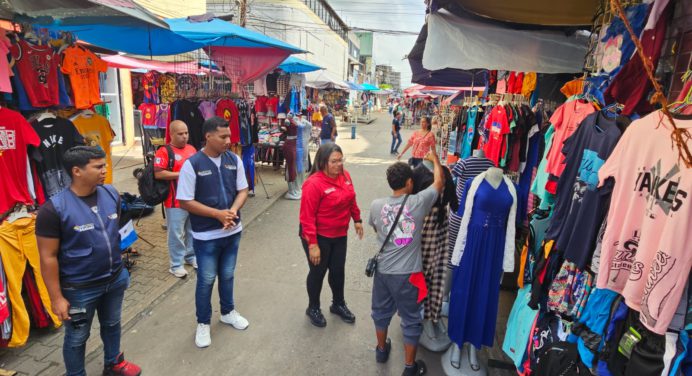 Fiscalizan a comerciantes informales del centro de Maturín