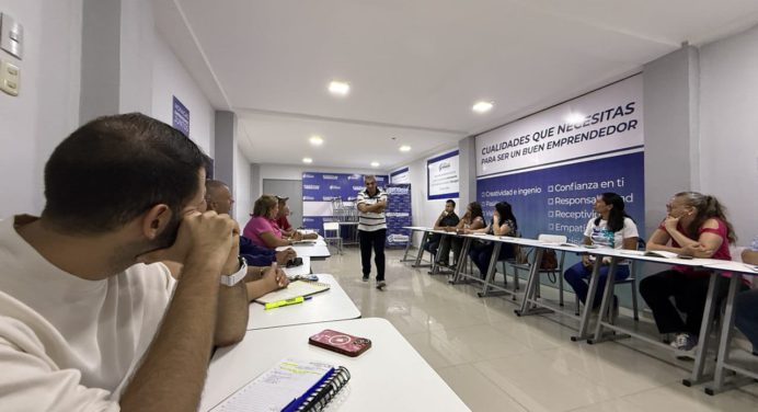 Fondeem capacita a emprendedores en Monagas