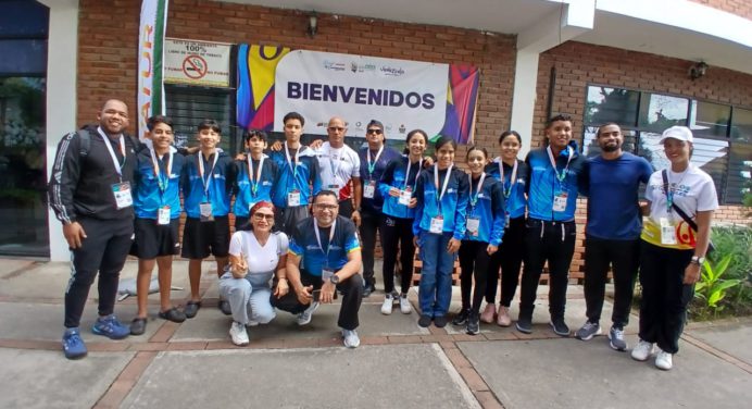 Karate do y pesas de Monagas se unen a la fiesta del deporte estudiantil