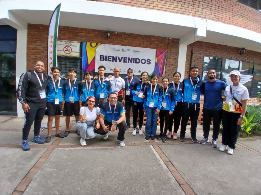 Karate do y pesas de Monagas se unen a la fiesta del deporte estudiantil 1 karate