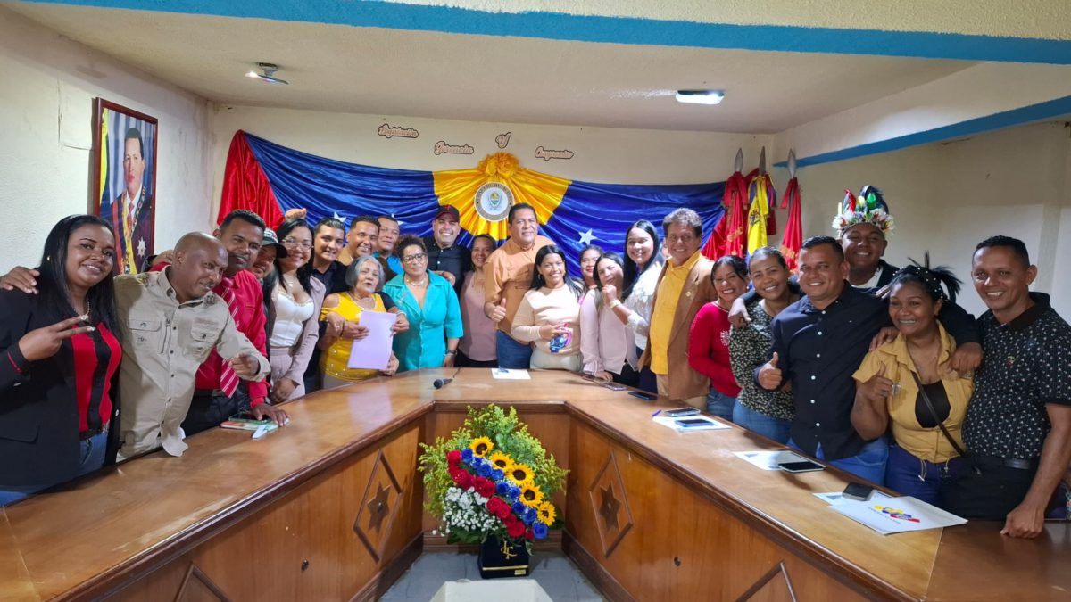 Ratificada directiva del Concejo Municipal de Libertador 2 libertador2